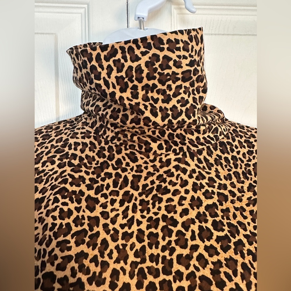 Leopard-print Turtleneck J crew size small 100% cotton - Picture 4 of 9